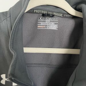 XXL Mens Under Armour zip up jacket